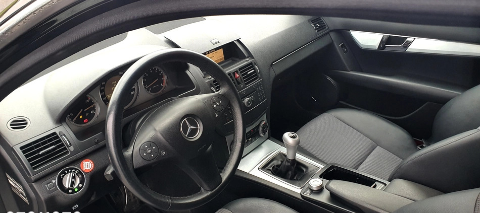 Mercedes-Benz Klasa C cena 37999 przebieg: 230000, rok produkcji 2008 z Witkowo małe 742